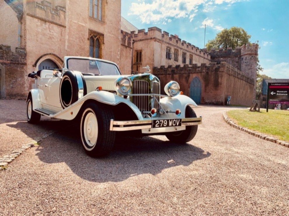 Beauford Tourer Fall Back in Love with Travel and ToursByLocals