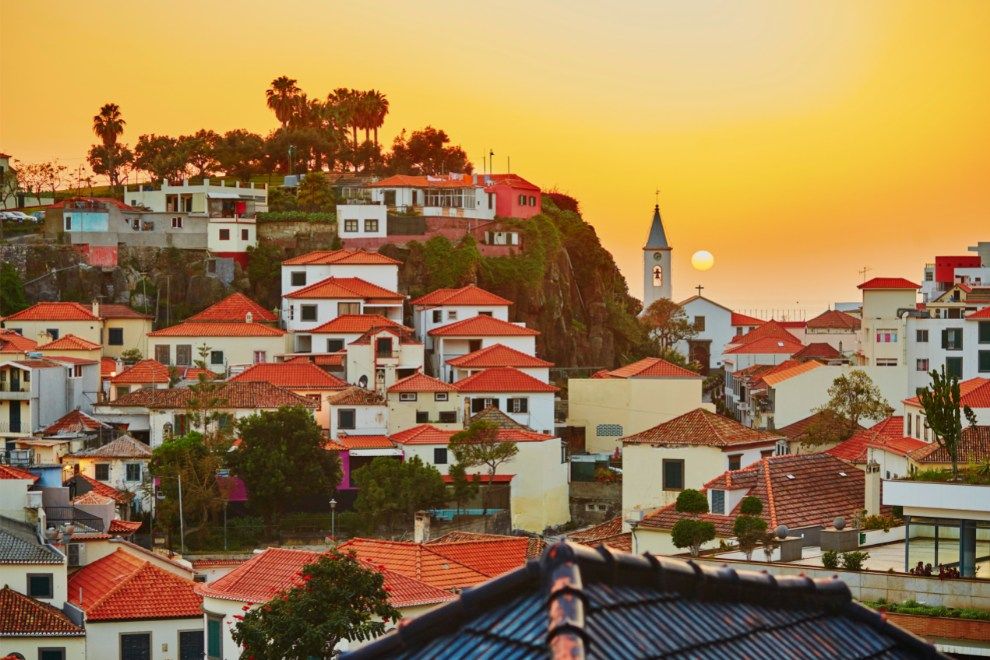 Updated restrictions to travel to Portugal Madeira