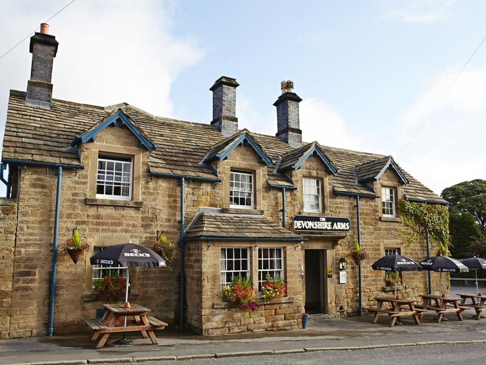 Devonshire Arms Pilsley Peak District Looking for a luxury UK break on a budget? travel